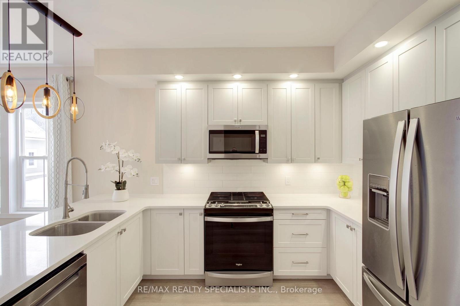 9 Discovery Trail, Midland, Ontario L4R 0H3 - Photo 7 - S13175056