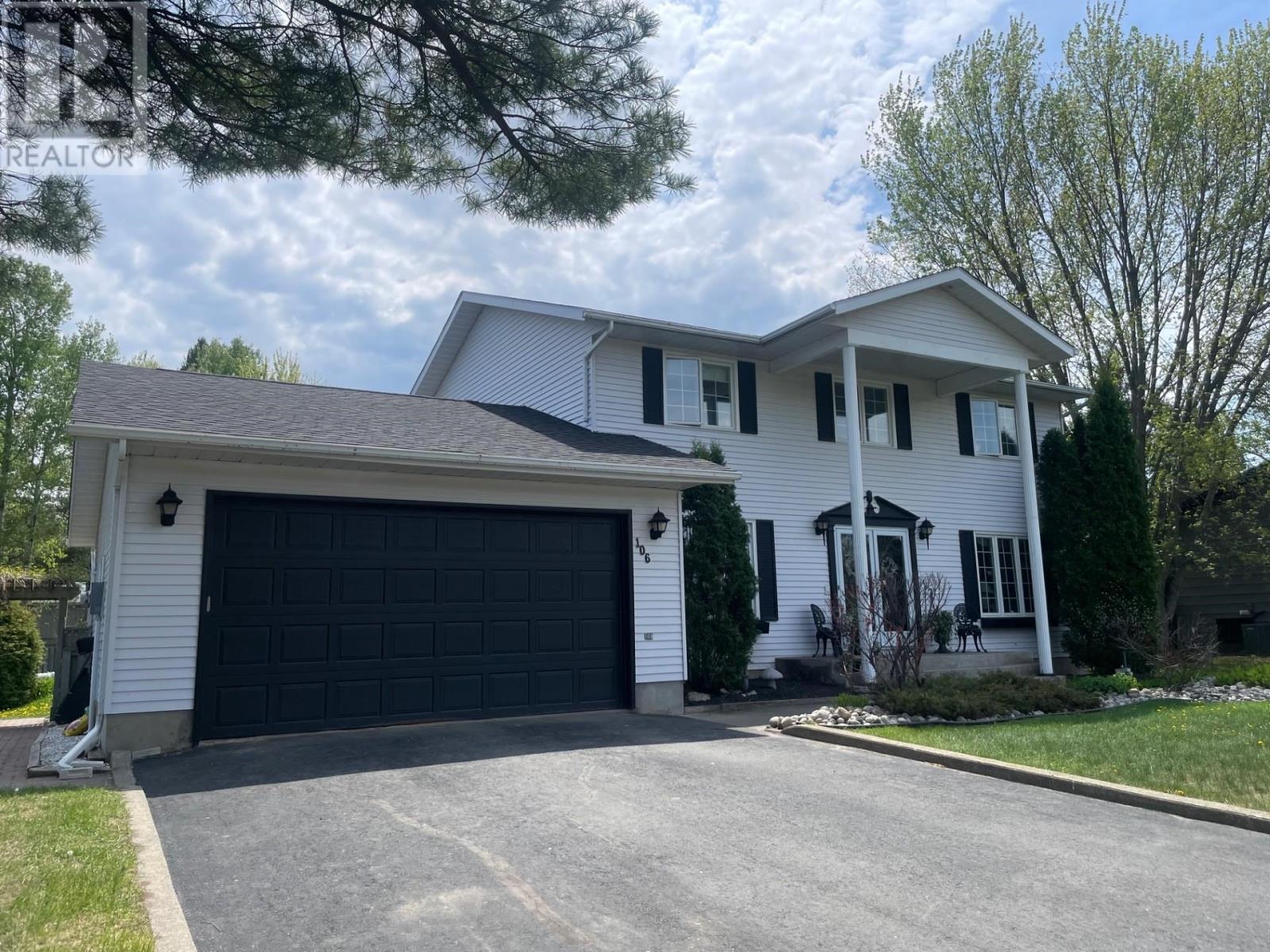 106 Herrick Pl, Thunder Bay, Ontario  P7K 1C6 - Photo 1 - TB2601343