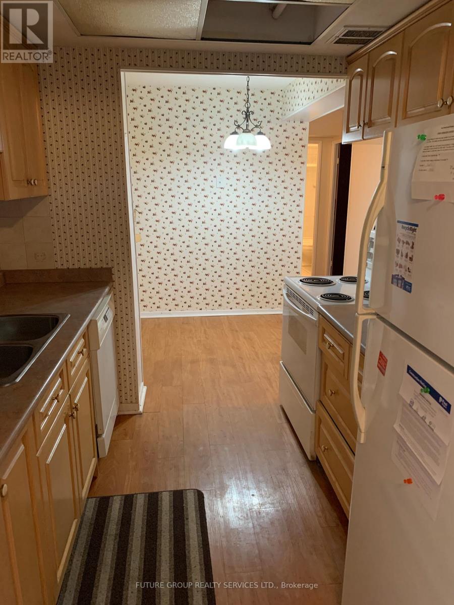 1601 - 3100 Kirwin Avenue, Mississauga, Ontario  L5A 3S6 - Photo 6 - W13227550
