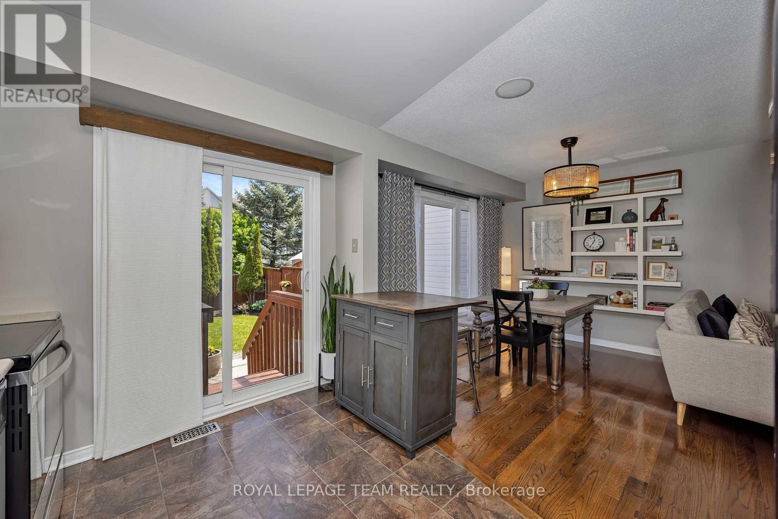 226 Arrita Street, Ottawa, Ontario  K2S 0J7 - Photo 12 - X13238630
