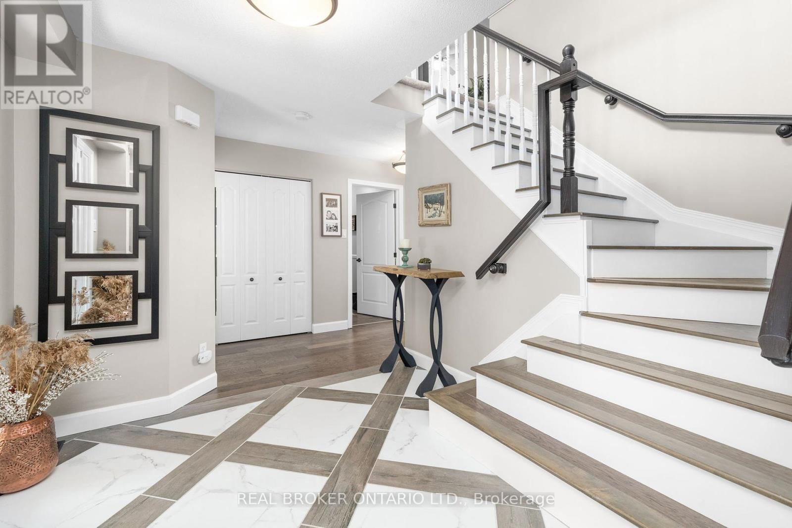 16 Forest Creek Drive, Ottawa, Ontario  K2S 1L6 - Photo 8 - X13238678