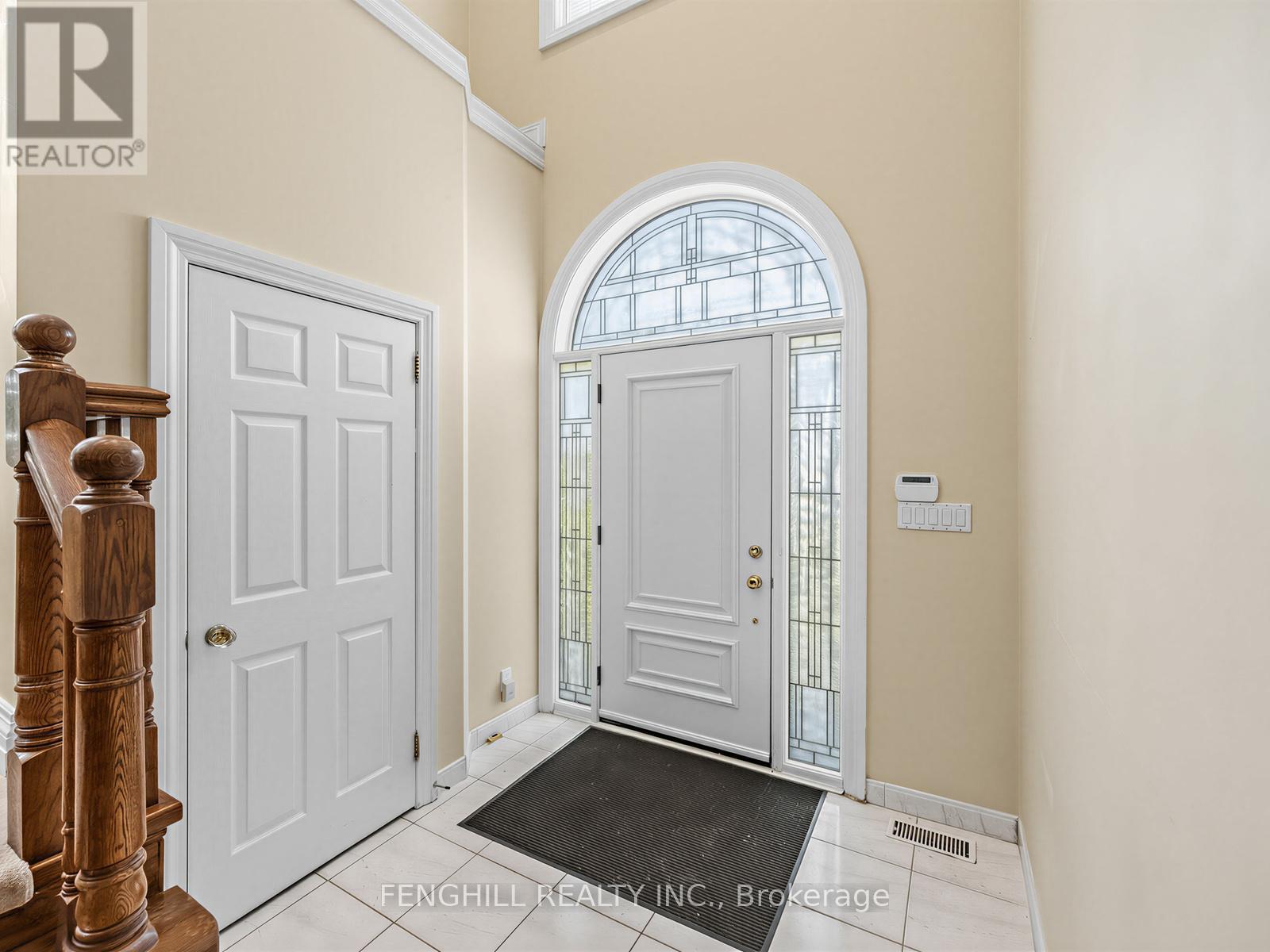 505 Cranbrooke Avenue, Toronto, Ontario  M5M 1N6 - Photo 3 - C13219800