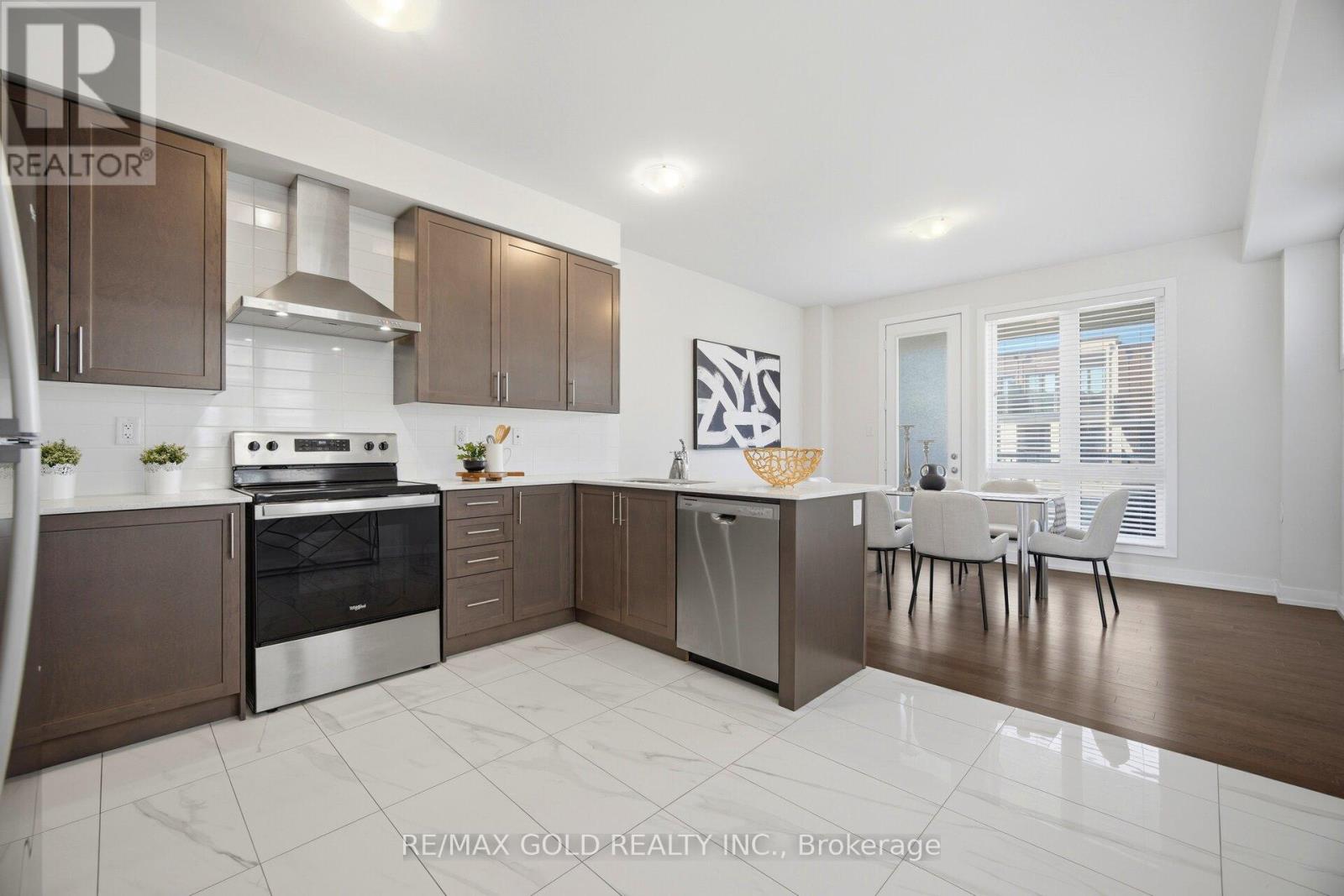 59 Mikayla Lane, Markham, Ontario  K6B 1R1 - Photo 9 - N12907010
