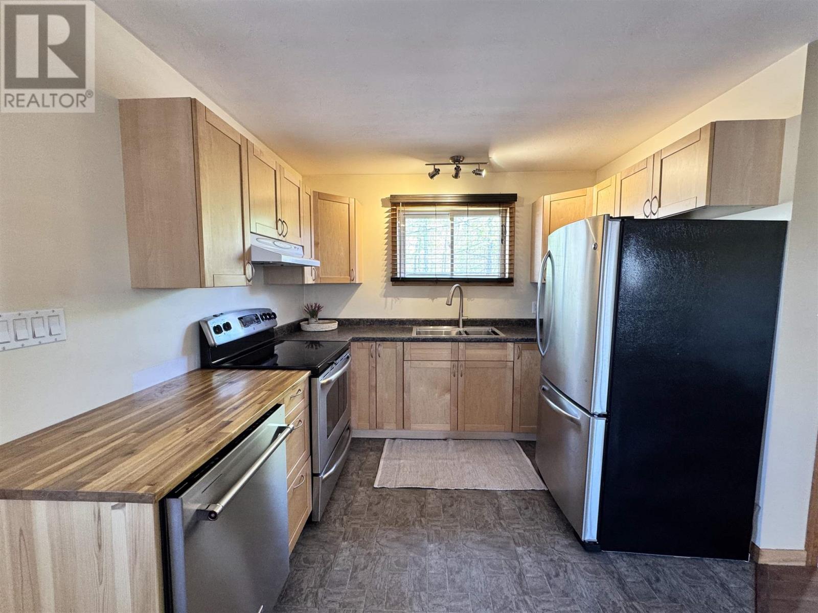141 Aberdeen St S, Chapleau, Ontario  P0M 1K0 - Photo 14 - SM261263