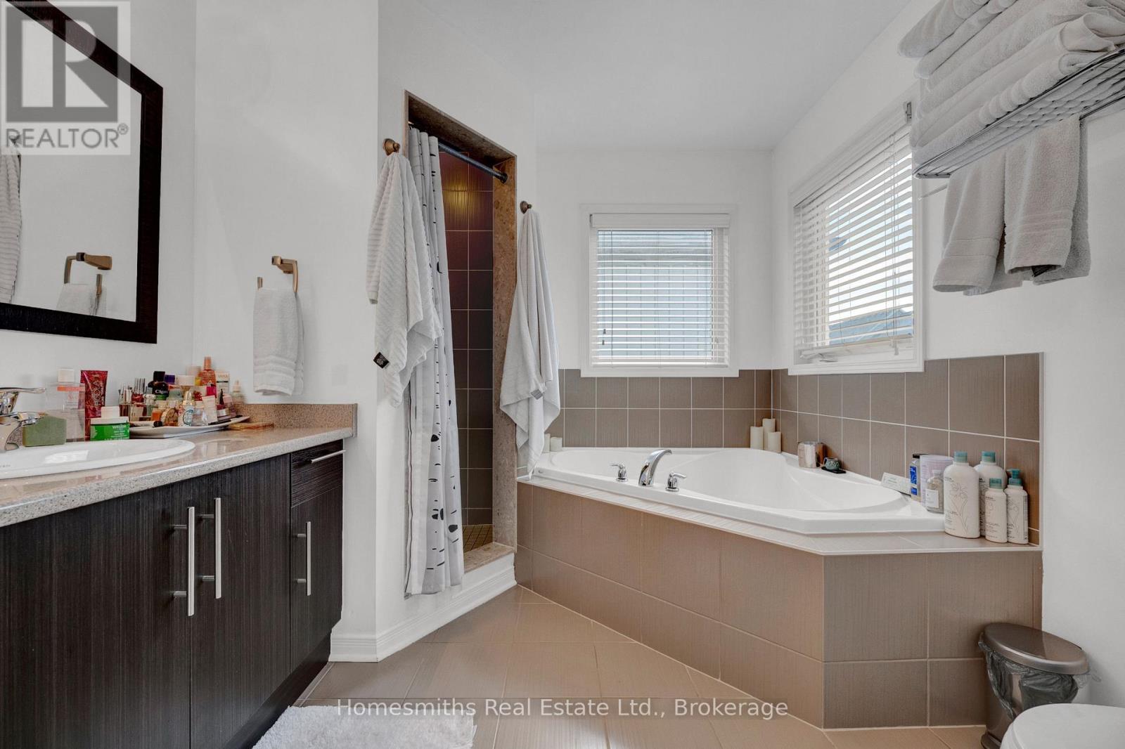 74 Sidney Rundle Avenue, Clarington, Ontario  L1C 0N9 - Photo 33 - E13238728
