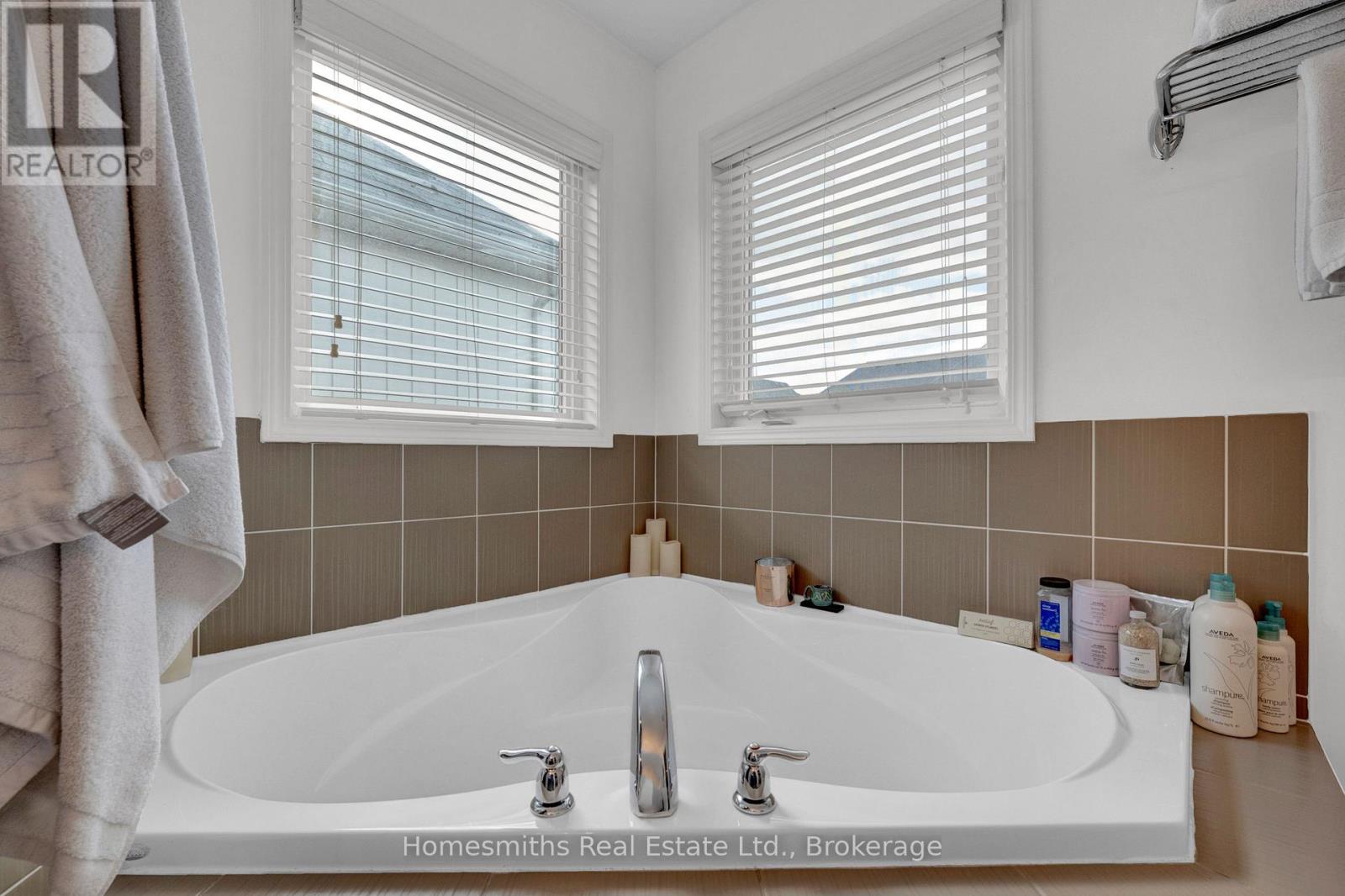 74 Sidney Rundle Avenue, Clarington, Ontario  L1C 0N9 - Photo 34 - E13238728