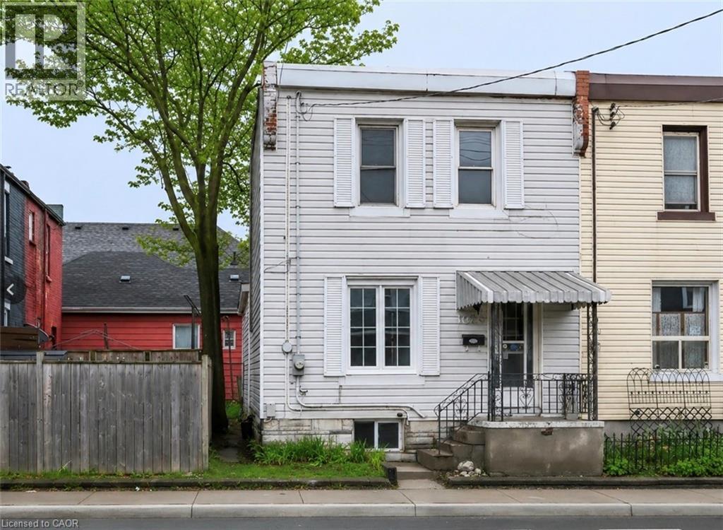 1024 Cannon Street E, Hamilton, Ontario  L8L 2H6 - Photo 1 - 40836654