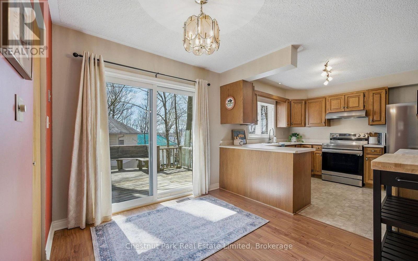 12154 Loyalist Parkway, Prince Edward County, Ontario  K0K 2T0 - Photo 18 - X13238742