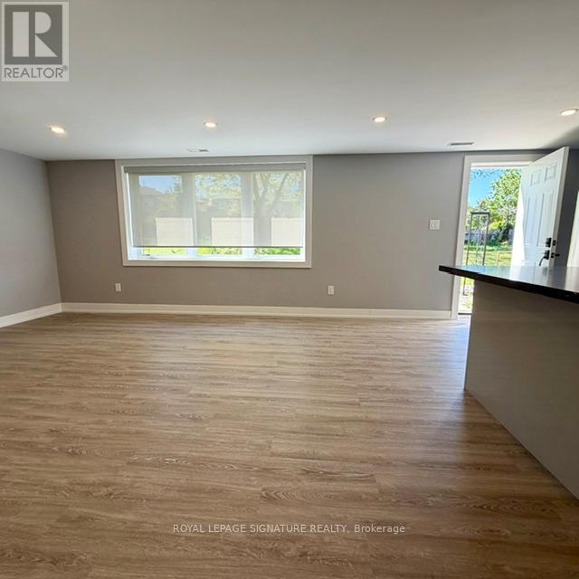 Lower - 61 Anewen Drive, Toronto, Ontario  M4A 1R9 - Photo 8 - C13238734