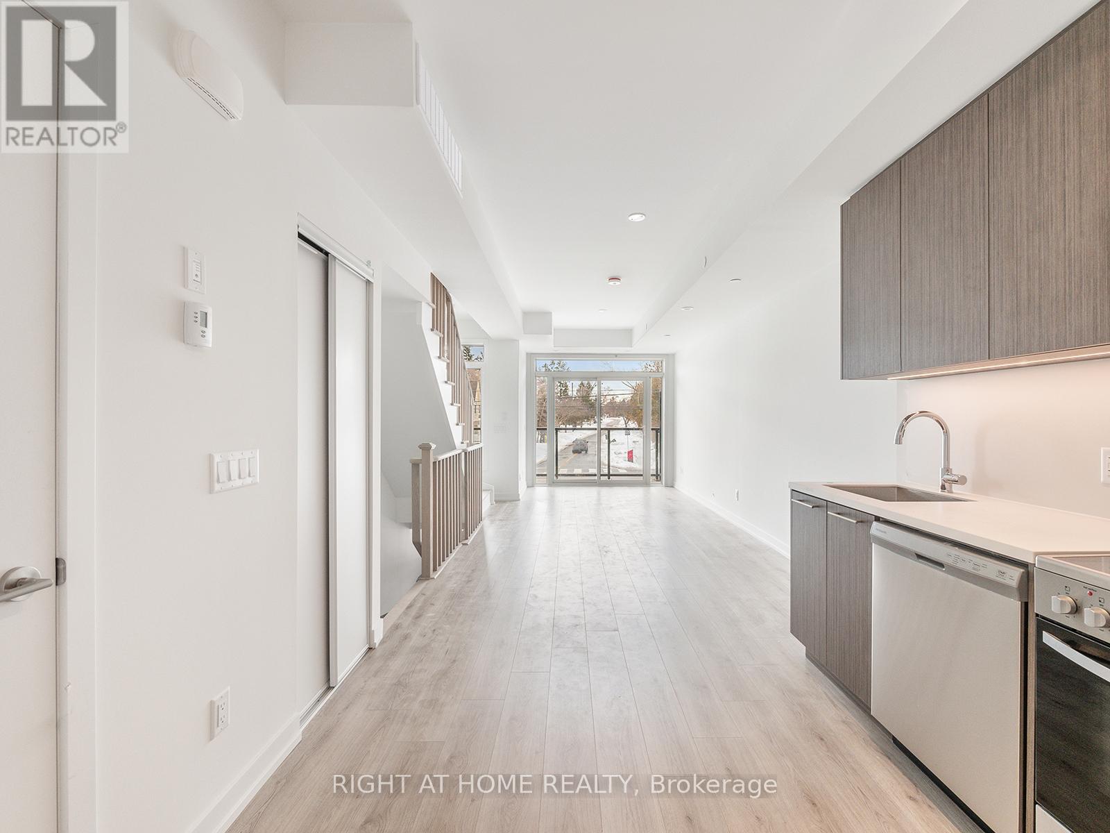 4 - 260 Finch Avenue E, Toronto, Ontario  M2N 0L3 - Photo 10 - C13238784