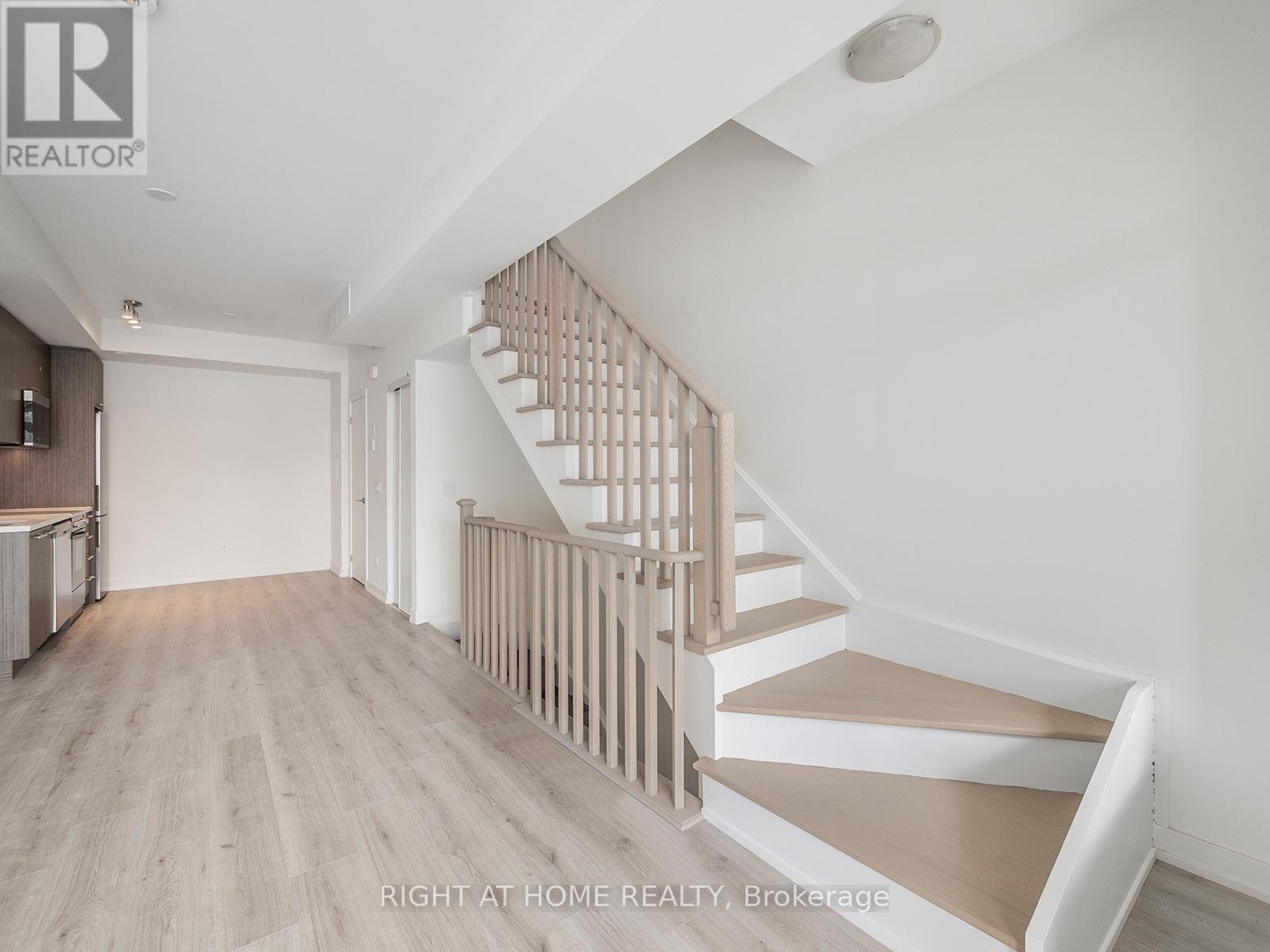 4 - 260 Finch Avenue E, Toronto, Ontario  M2N 0L3 - Photo 13 - C13238784