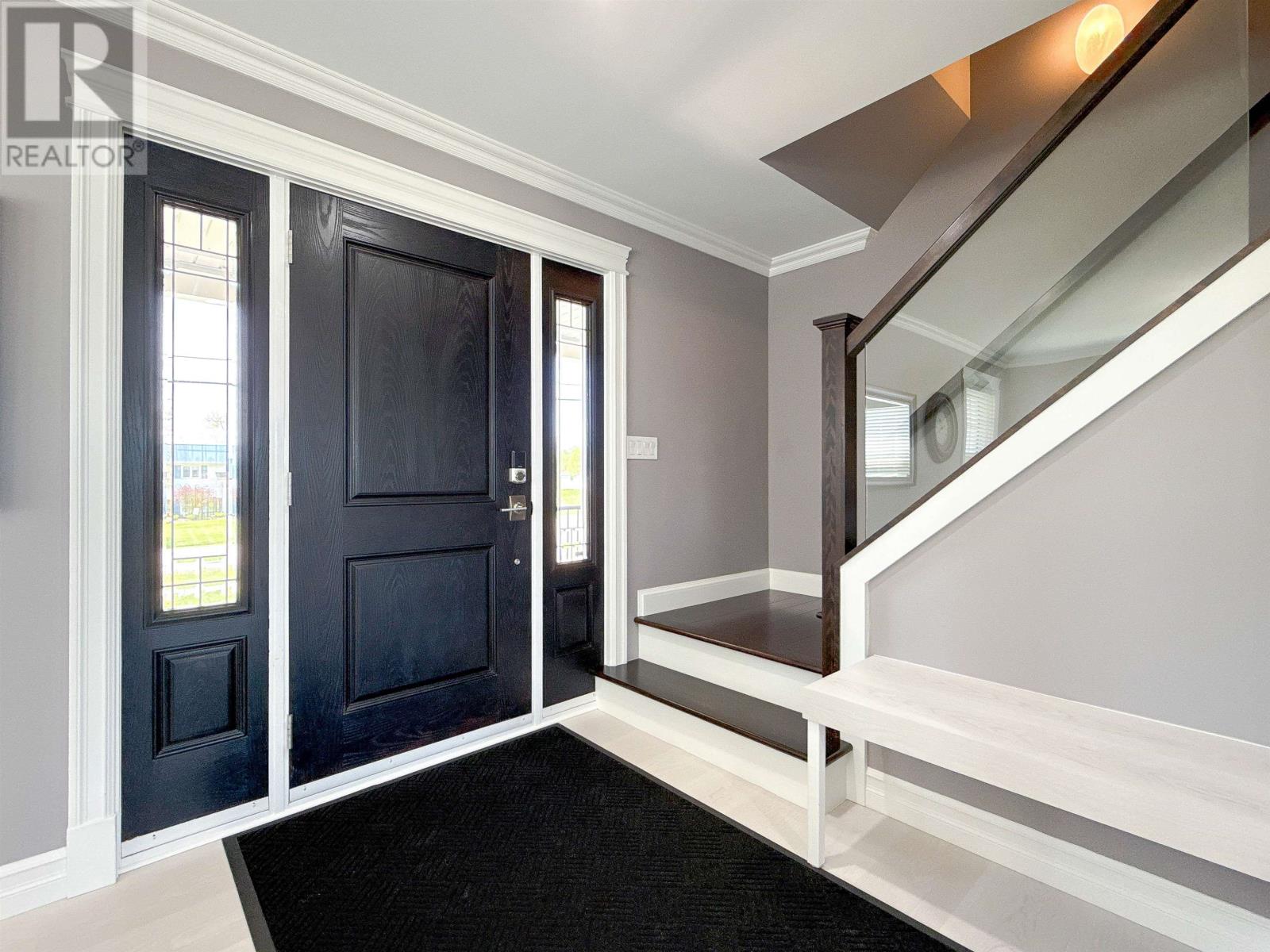 90 Macrae Drive, Charlottetown, Prince Edward Island  C1C 0S5 - Photo 2 - 202613212