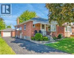 224 GLENCARRY Avenue, Hamilton, Ontario