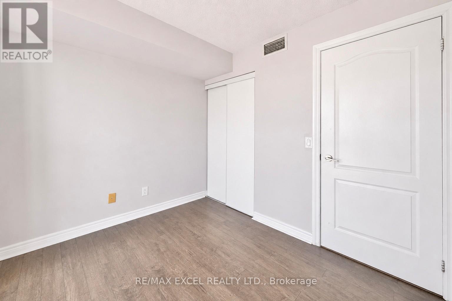 1102 - 70 Town Centre Court, Toronto, Ontario  M1P 4Y7 - Photo 19 - E13238672