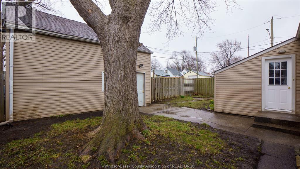 1296 Elm Avenue, Windsor, Ontario  N8X 2B5 - Photo 13 - 26012992