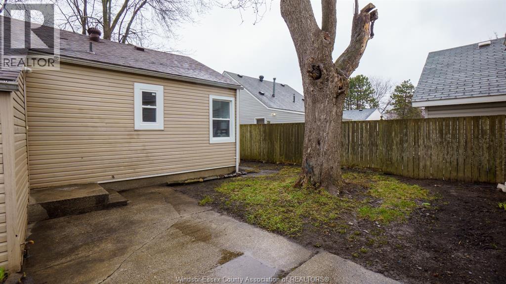 1296 Elm Avenue, Windsor, Ontario  N8X 2B5 - Photo 14 - 26012992