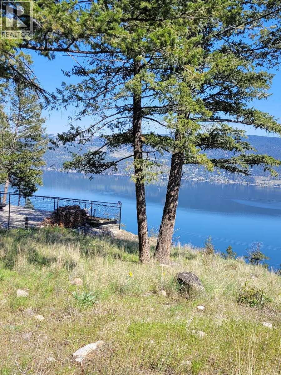 7185 Dunwaters Road Kelowna Photo 17