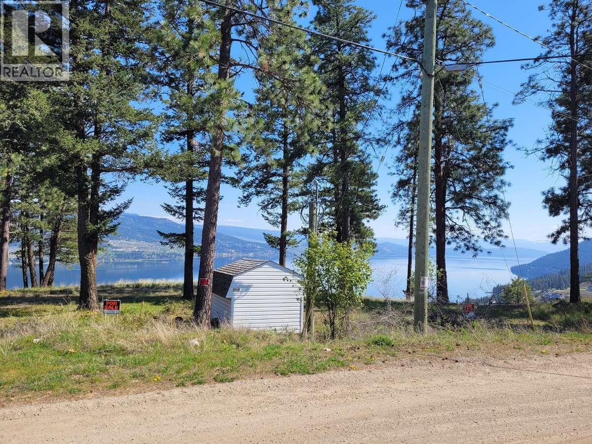 7185 Dunwaters Road Kelowna Photo 11