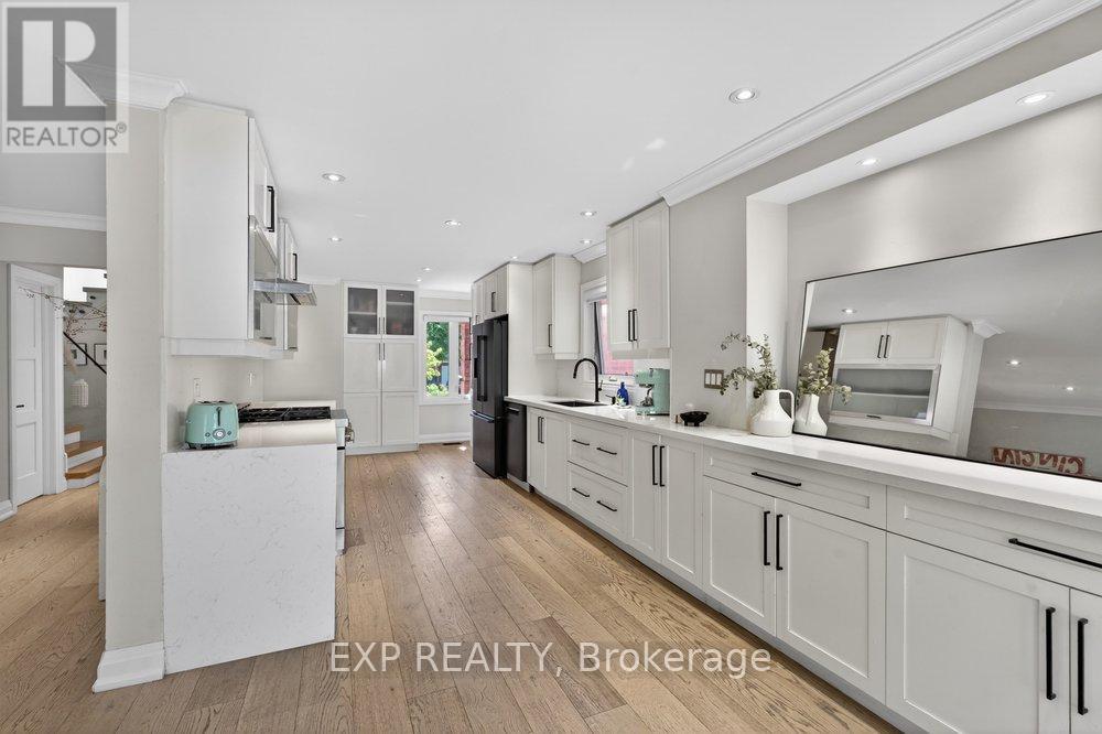 84 Judith Avenue, Vaughan, Ontario  L4J 7J2 - Photo 7 - N13238616