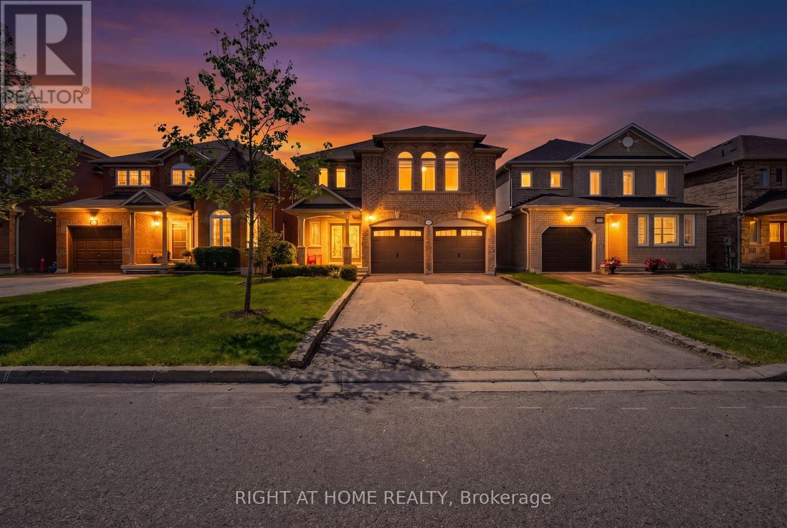 235 MONTEBELLO AVENUE, Vaughan, Ontario