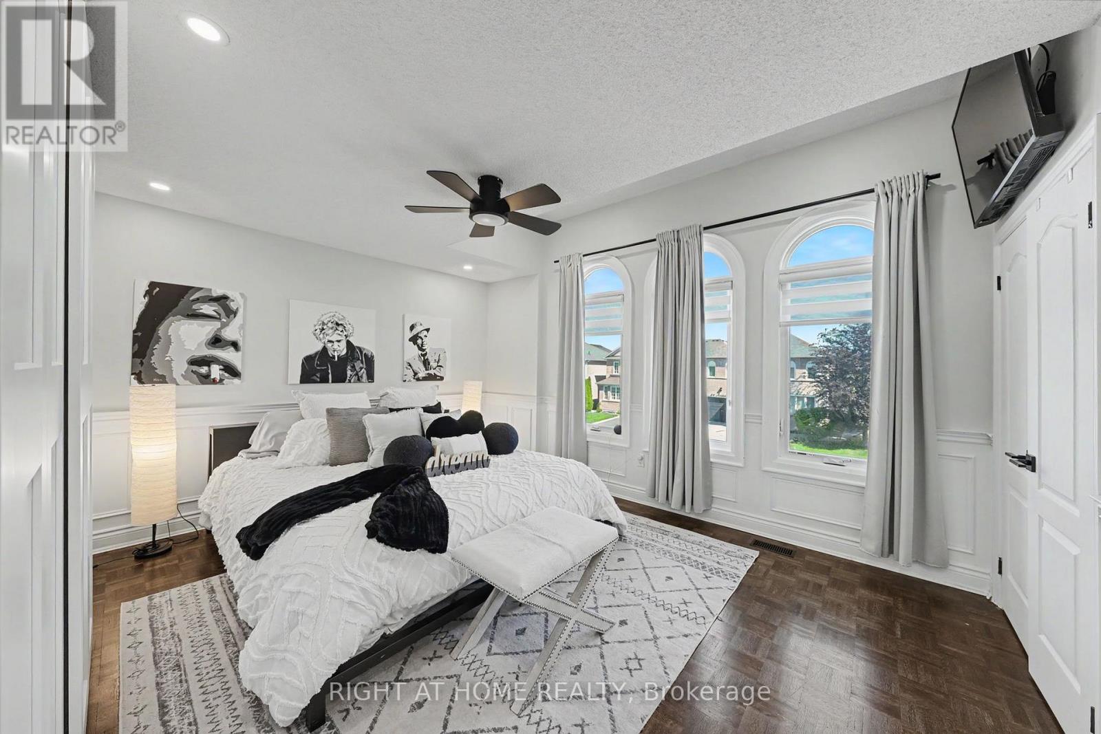 235 Montebello Avenue, Vaughan, Ontario  L4H 1L6 - Photo 14 - N13238634