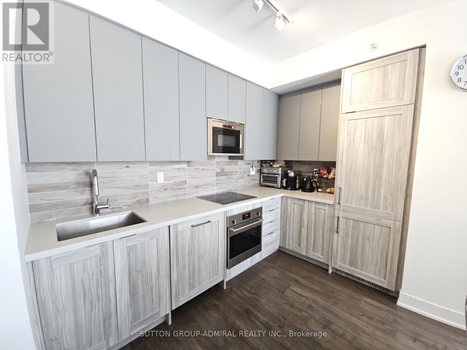 1307 - 2908 Highway 7 Road, Vaughan, Ontario  L4K 0K5 - Photo 3 - N13238650