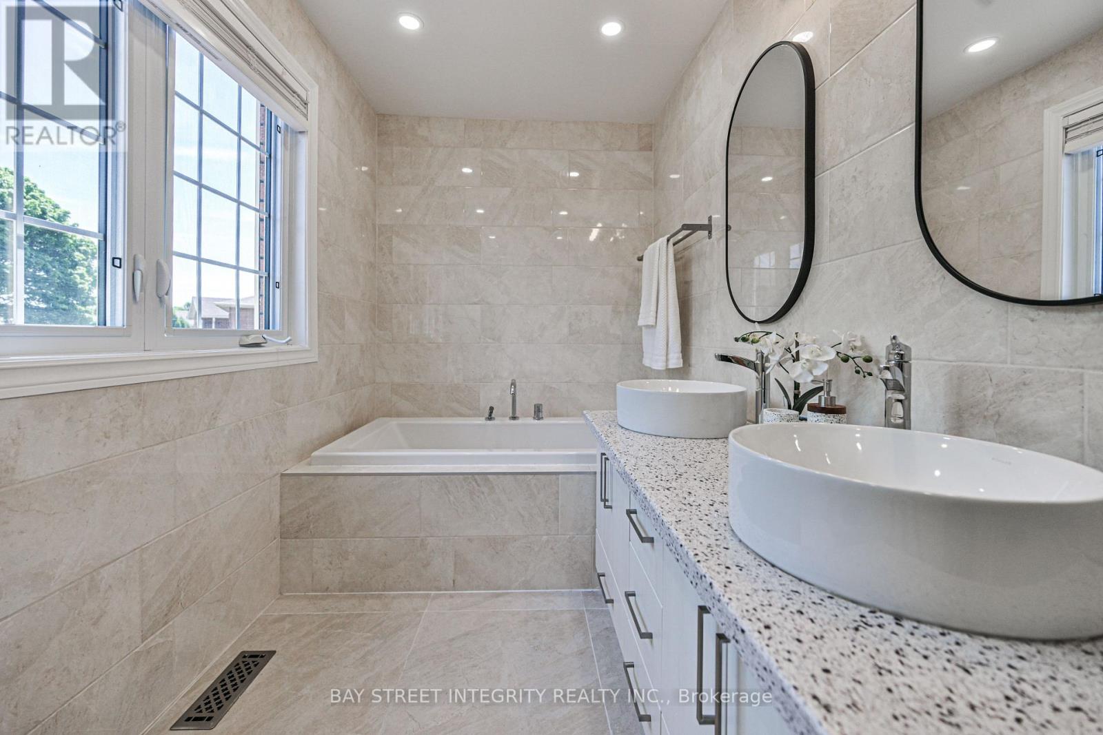 111 Michener Crescent, Markham, Ontario  L3P 6Z2 - Photo 26 - N13238776