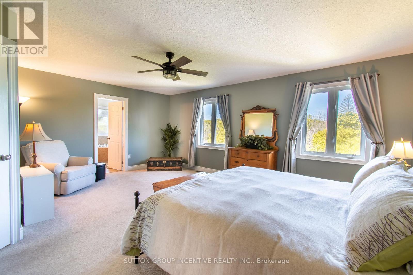 18 Graihawk Drive, Barrie (Ardagh), Ontario  L4N 6G4 - Photo 21 - S13238648