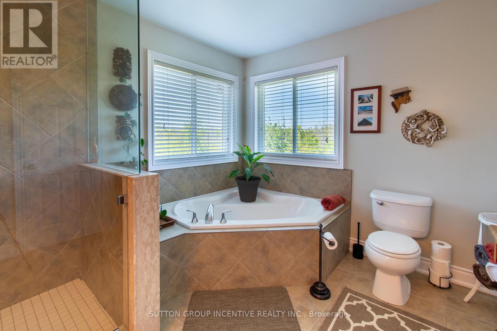 18 Graihawk Drive, Barrie (Ardagh), Ontario  L4N 6G4 - Photo 22 - S13238648