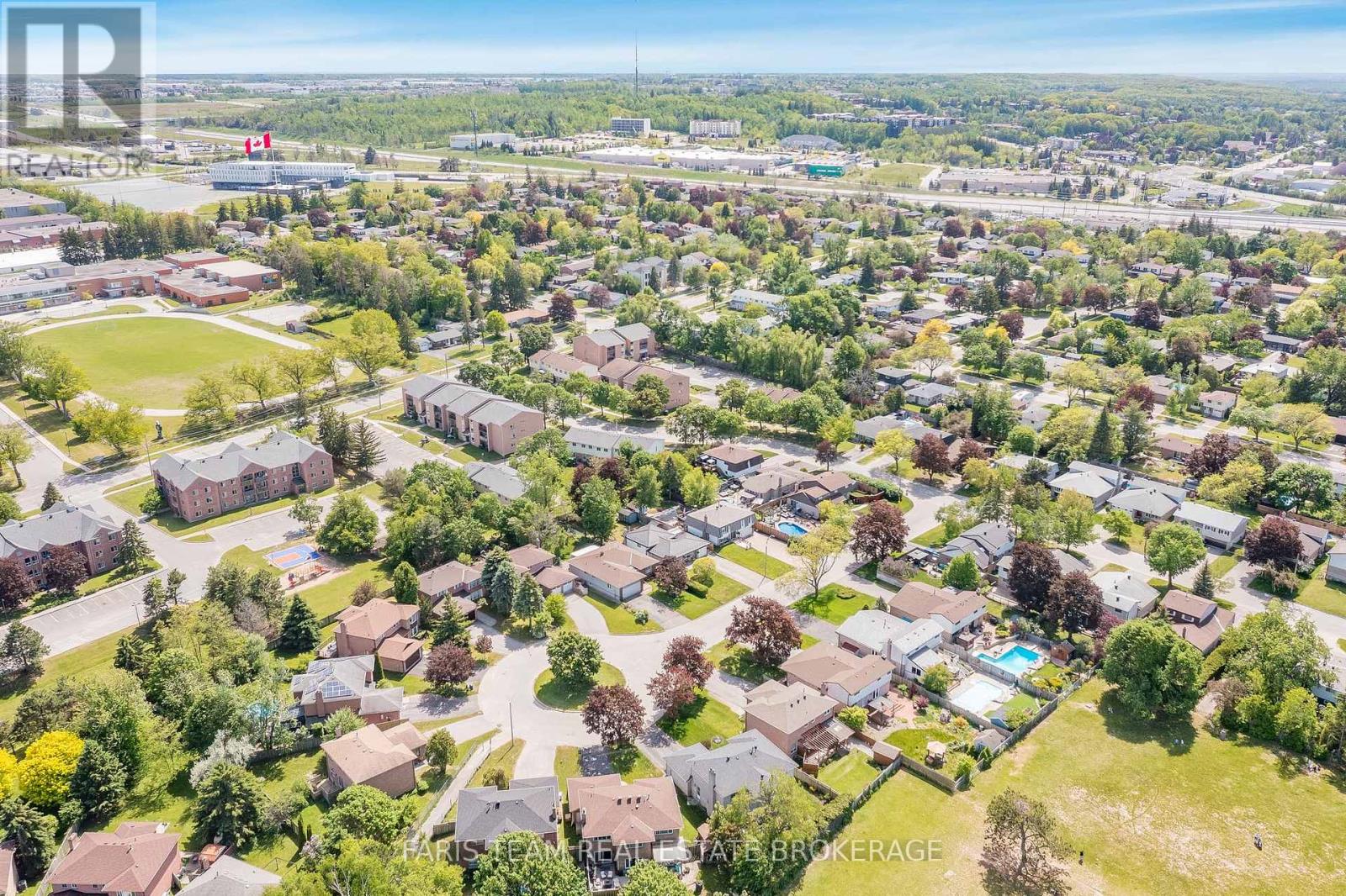 5 Fitzroy Terrace, Barrie (Allandale Heights), Ontario  L4N 2Z2 - Photo 34 - S13238752