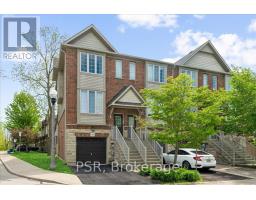 30 CHAPMAN LANE, Hamilton, Ontario