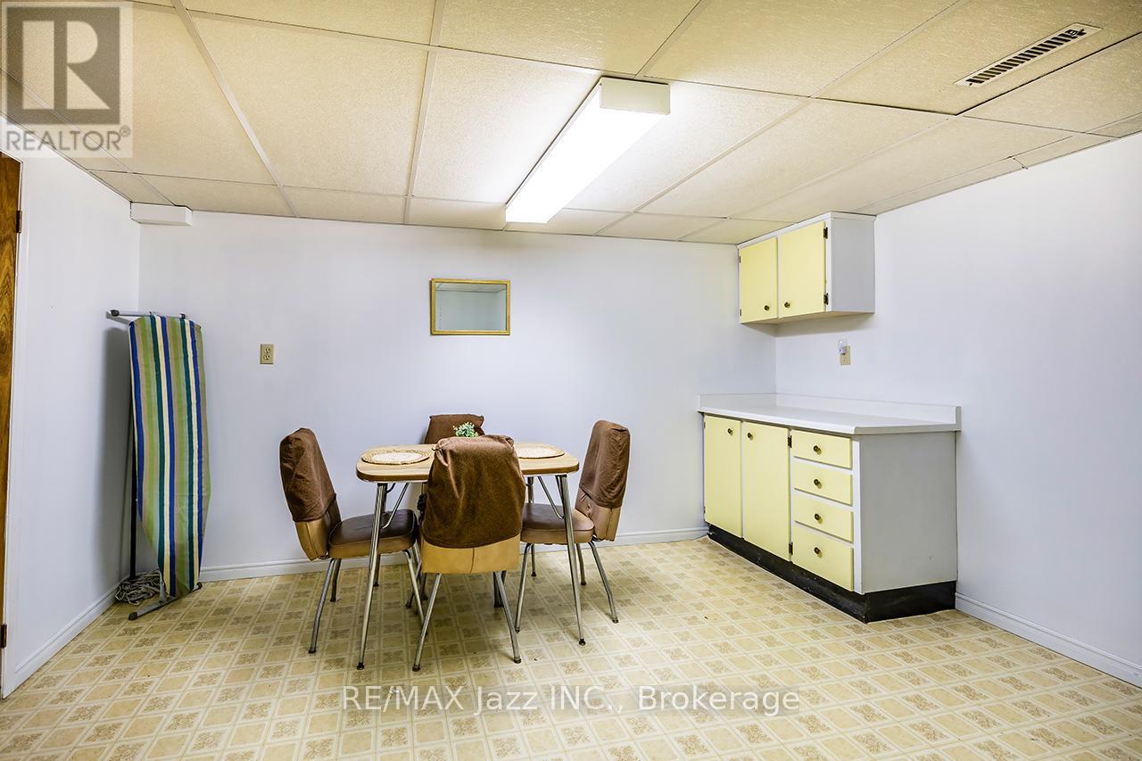810 Kilkenny Court, Oshawa, Ontario  L1J 7B7 - Photo 24 - E13238814