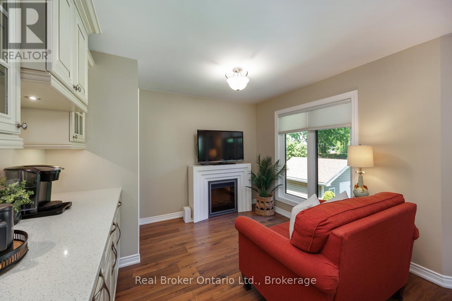 39 Valleycrest Drive, Clarington, Ontario  L1E 1H8 - Photo 12 - E13238952