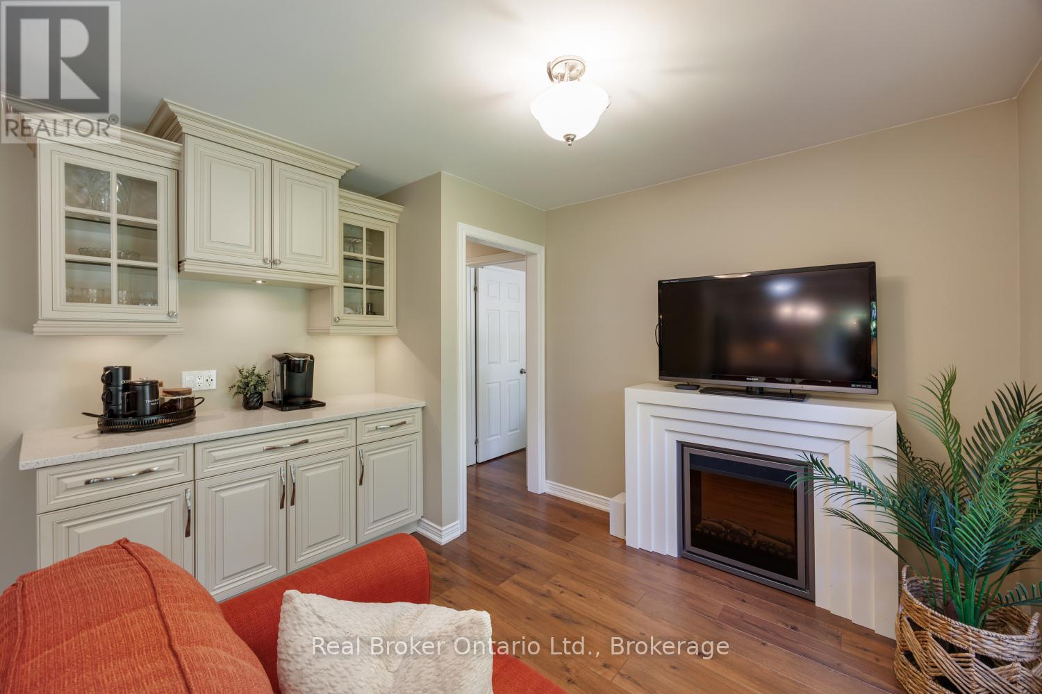 39 Valleycrest Drive, Clarington, Ontario  L1E 1H8 - Photo 13 - E13238952