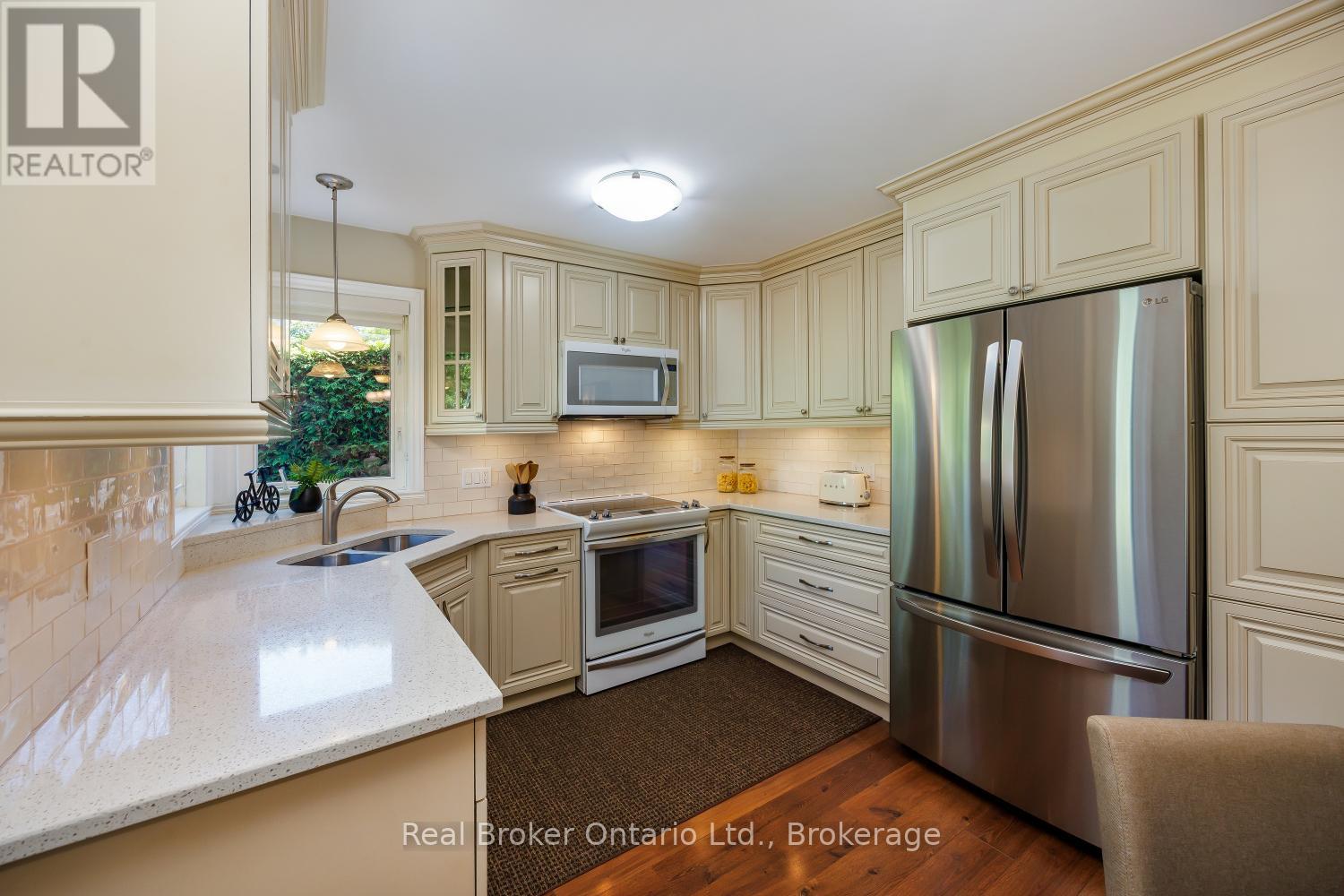 39 Valleycrest Drive, Clarington, Ontario  L1E 1H8 - Photo 18 - E13238952