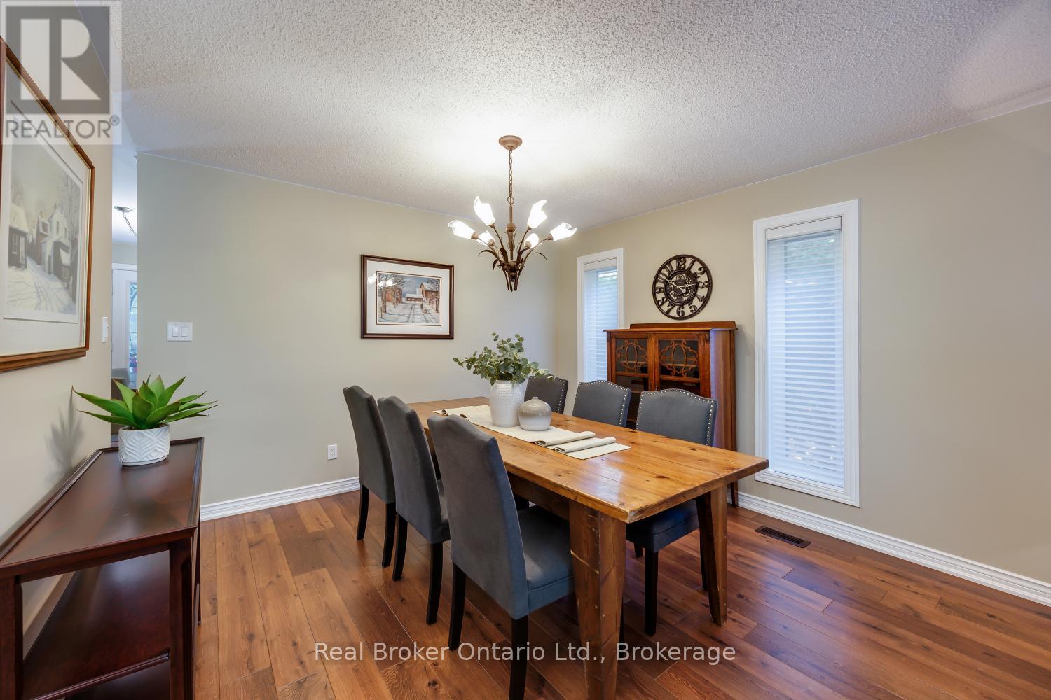 39 Valleycrest Drive, Clarington, Ontario  L1E 1H8 - Photo 9 - E13238952