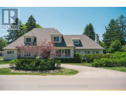 147 BEVERLY COURT, Hamilton, Ontario