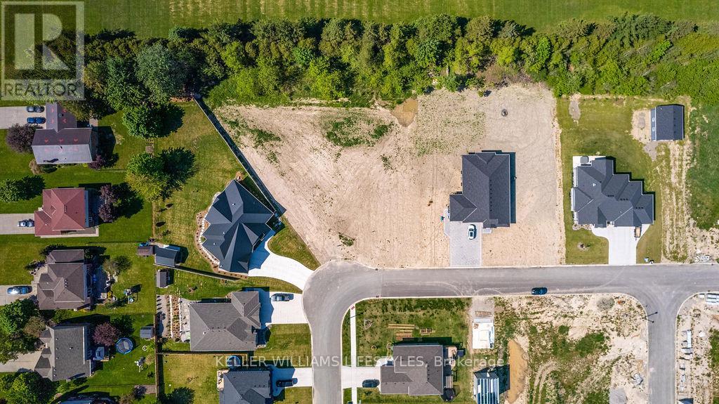 118 Phibbs Street, Lambton Shores, Ontario  N0N 1J0 - Photo 10 - X13238902