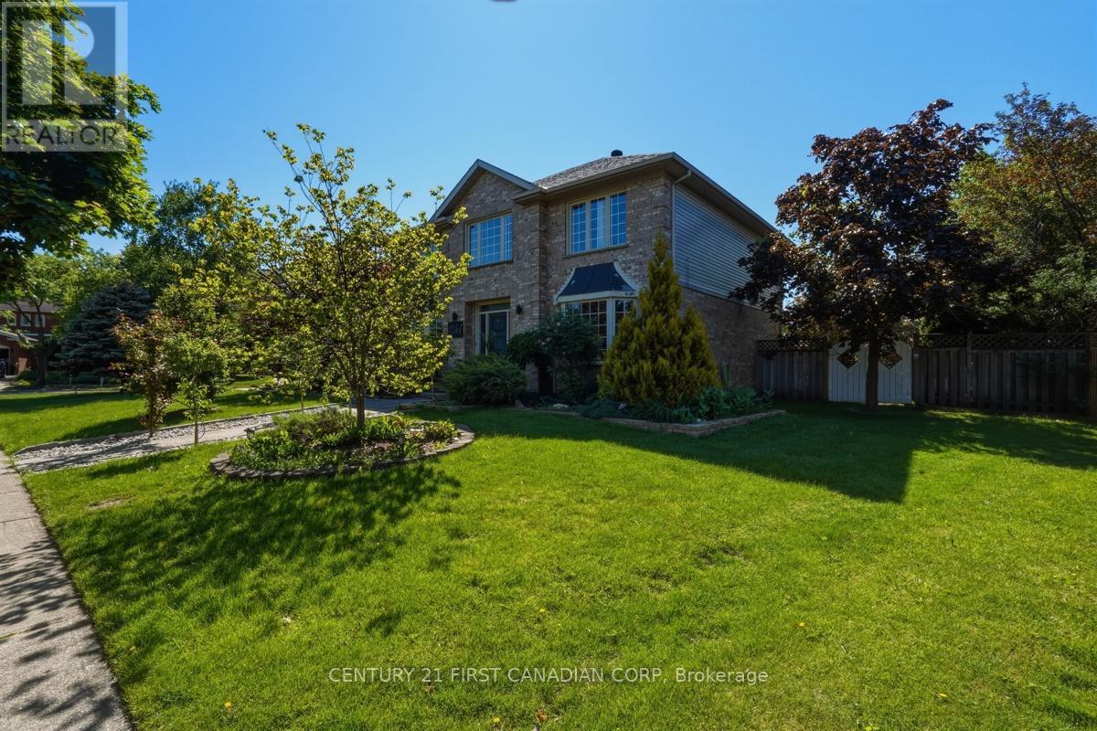 267 Pine Valley Drive, London South, Ontario  N6J 4T1 - Photo 2 - X13238968