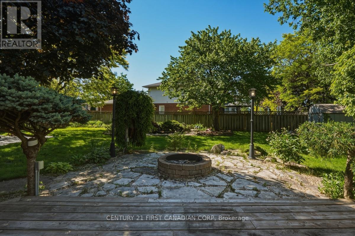 267 Pine Valley Drive, London South, Ontario  N6J 4T1 - Photo 42 - X13238968