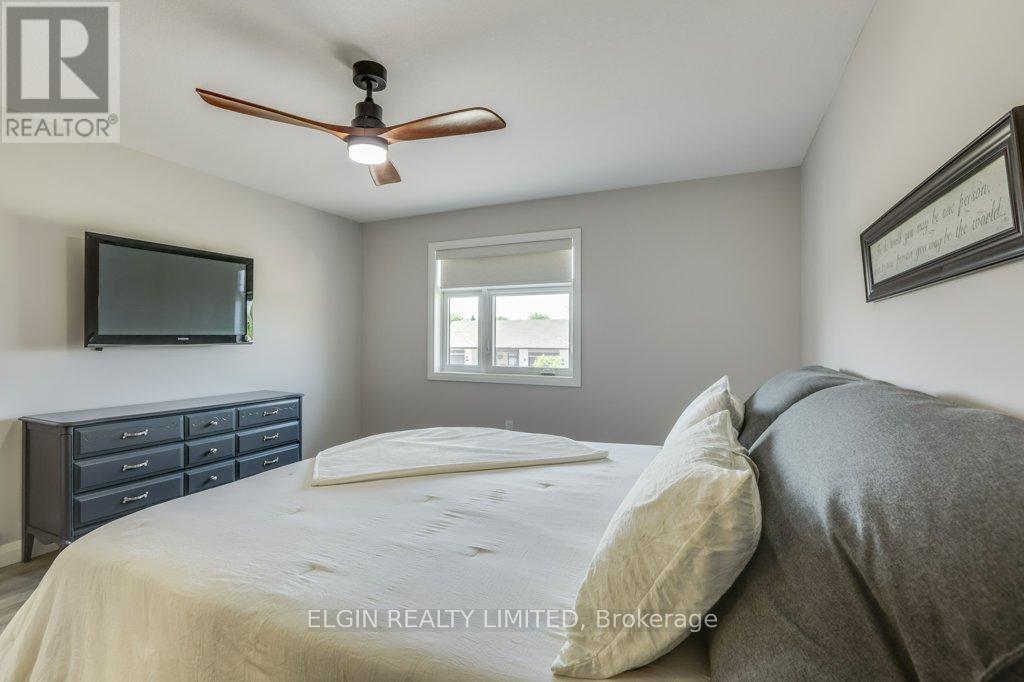 88 Rowe Avenue, South Huron, Ontario  N0M 1S0 - Photo 23 - X13238988