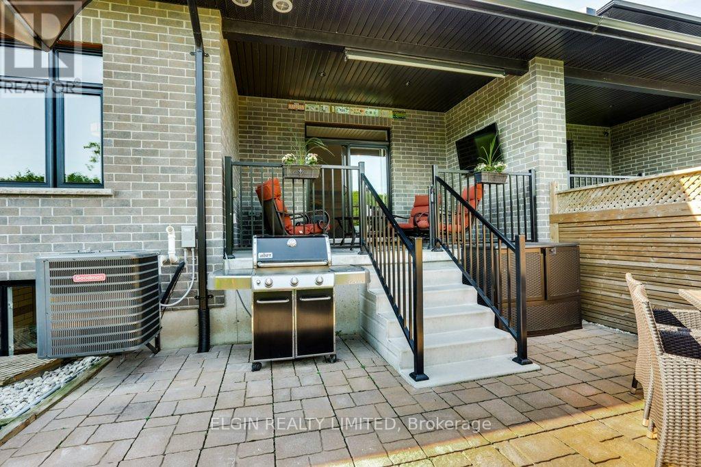 88 Rowe Avenue, South Huron, Ontario  N0M 1S0 - Photo 40 - X13238988