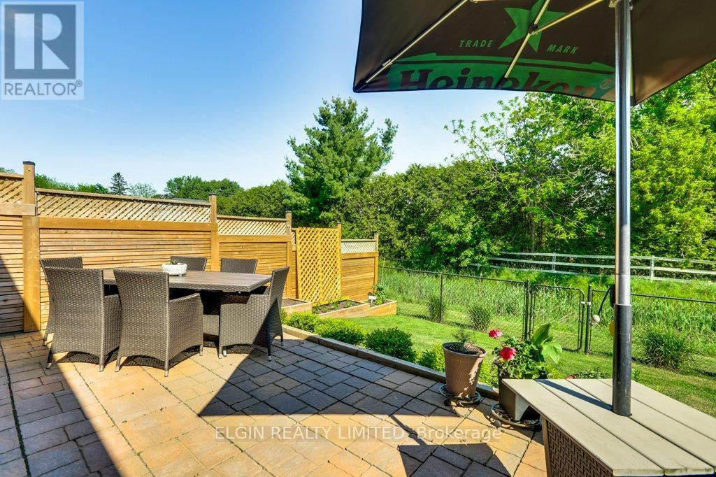 88 Rowe Avenue, South Huron, Ontario  N0M 1S0 - Photo 43 - X13238988
