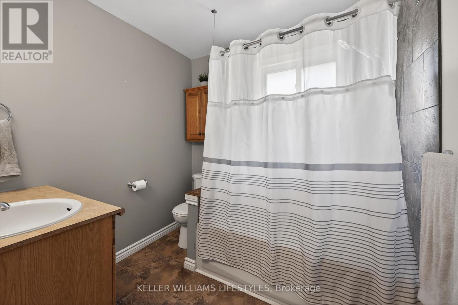 3 Baffin Place, London East, Ontario  N5V 1E8 - Photo 18 - X13239008