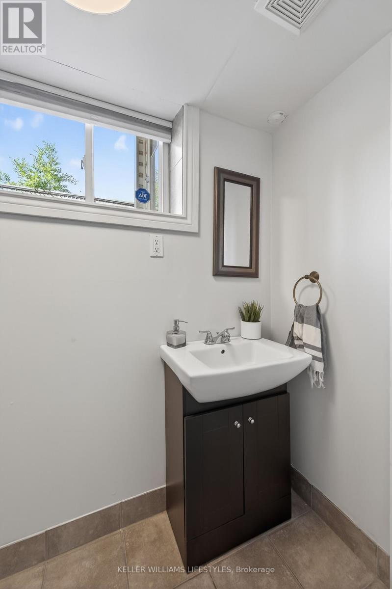 3 Baffin Place, London East, Ontario  N5V 1E8 - Photo 26 - X13239008