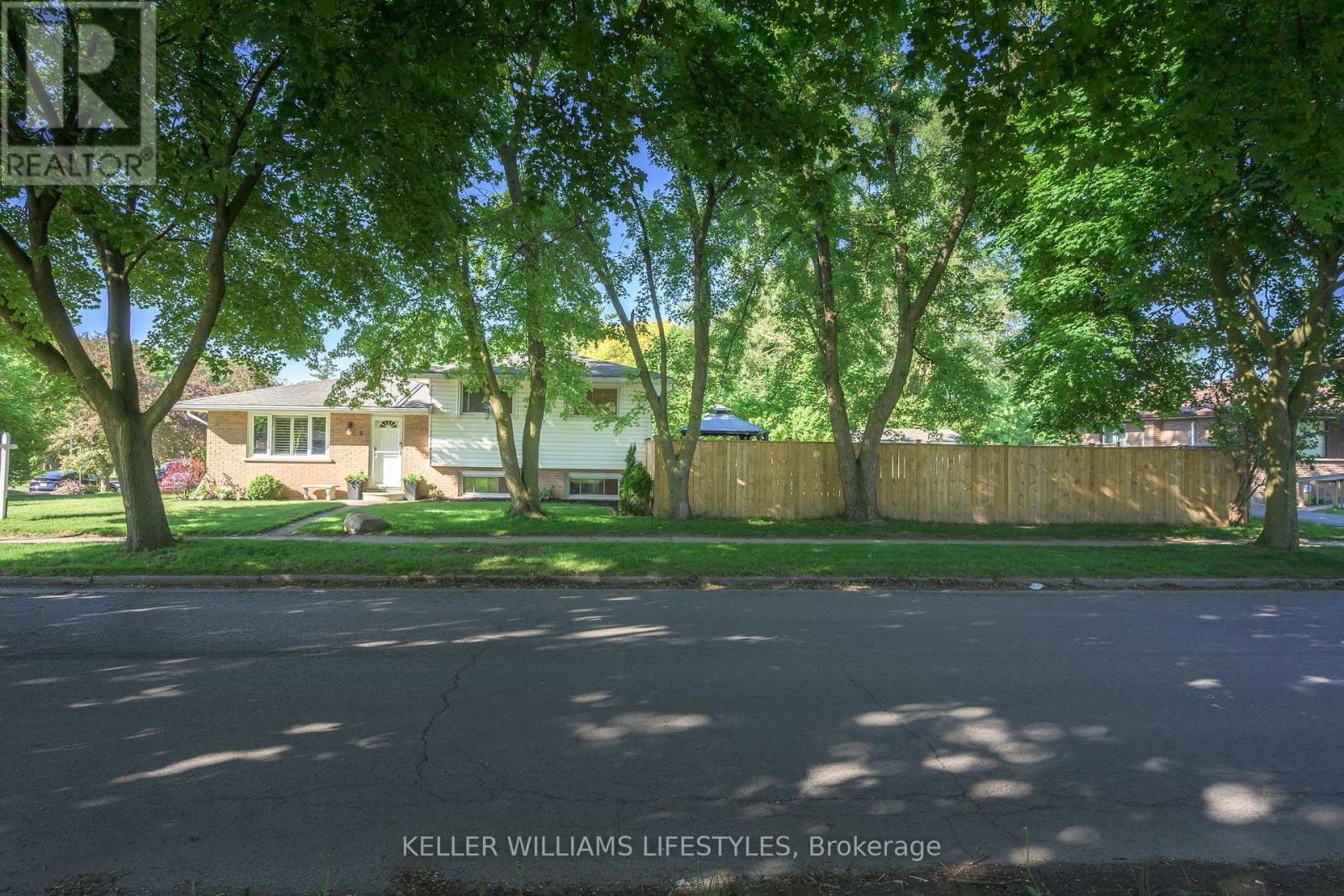 3 Baffin Place, London East, Ontario  N5V 1E8 - Photo 36 - X13239008