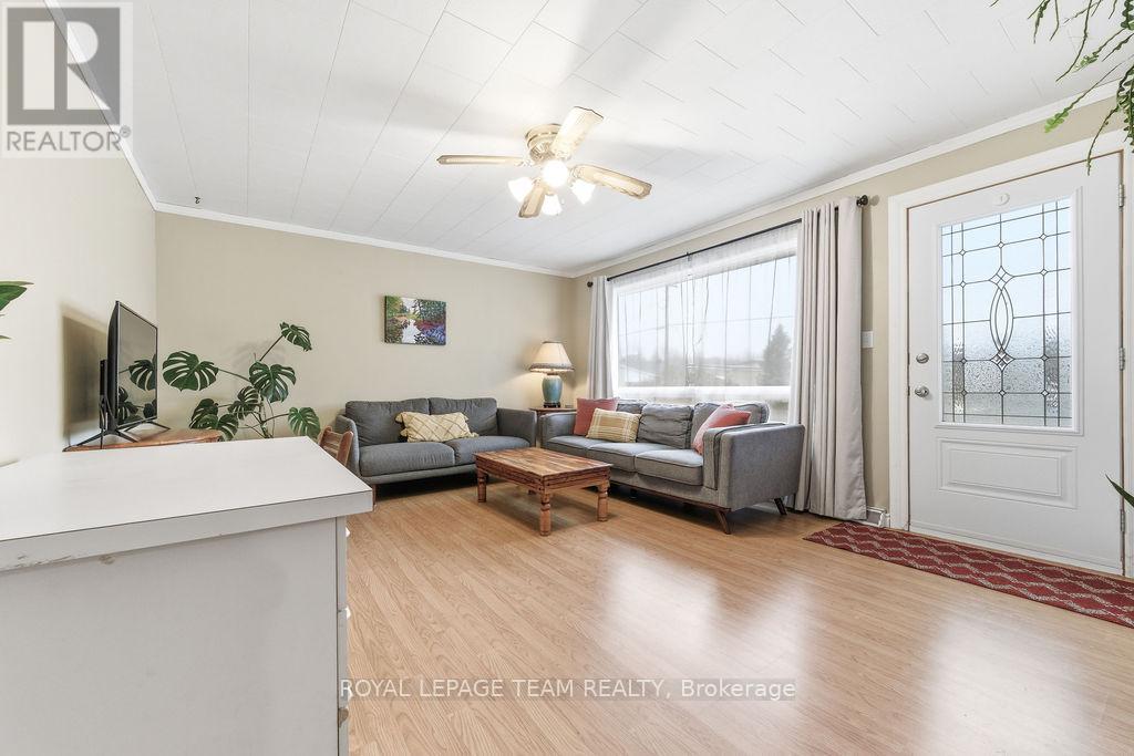 285 Foymount Road, Bonnechere Valley, Ontario  K0J 1T0 - Photo 10 - X12949784
