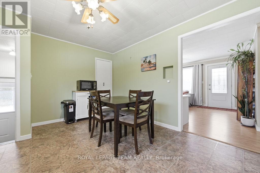 285 Foymount Road, Bonnechere Valley, Ontario  K0J 1T0 - Photo 9 - X12949784