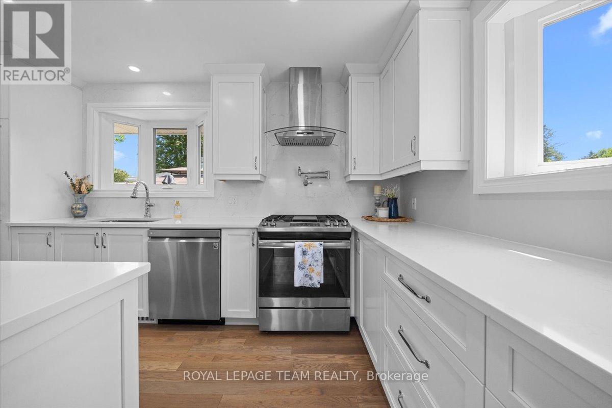 2 Lavina Crescent, Ottawa, Ontario  K2H 7P2 - Photo 10 - X13238856