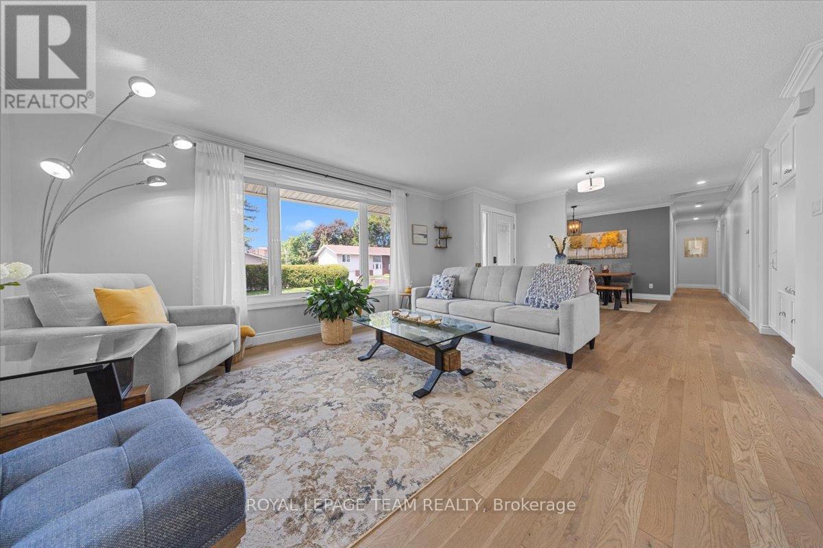 2 Lavina Crescent, Ottawa, Ontario  K2H 7P2 - Photo 6 - X13238856